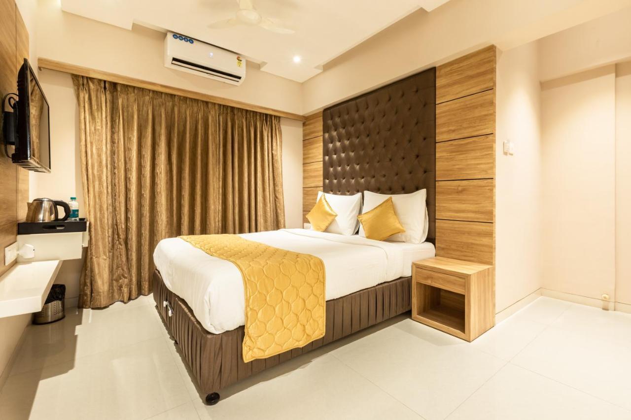 Hotel Pacific Residency - Andheri Мумбаї Екстер'єр фото