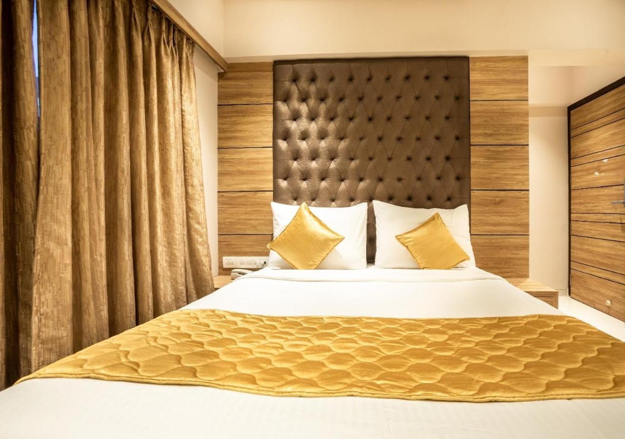 Hotel Pacific Residency - Andheri Мумбаї Екстер'єр фото